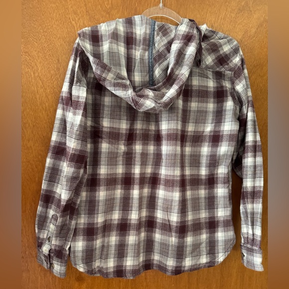 Size S (4/6) Carhartt Flannel - Picture 2 of 2